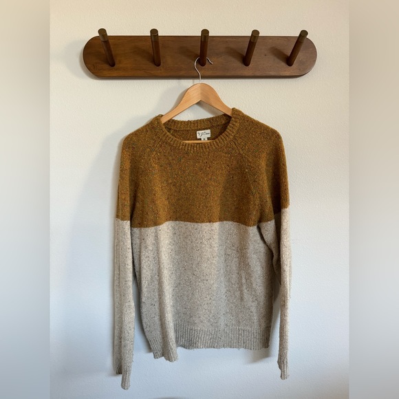 J Crew Sweater - Picture 1 of 4